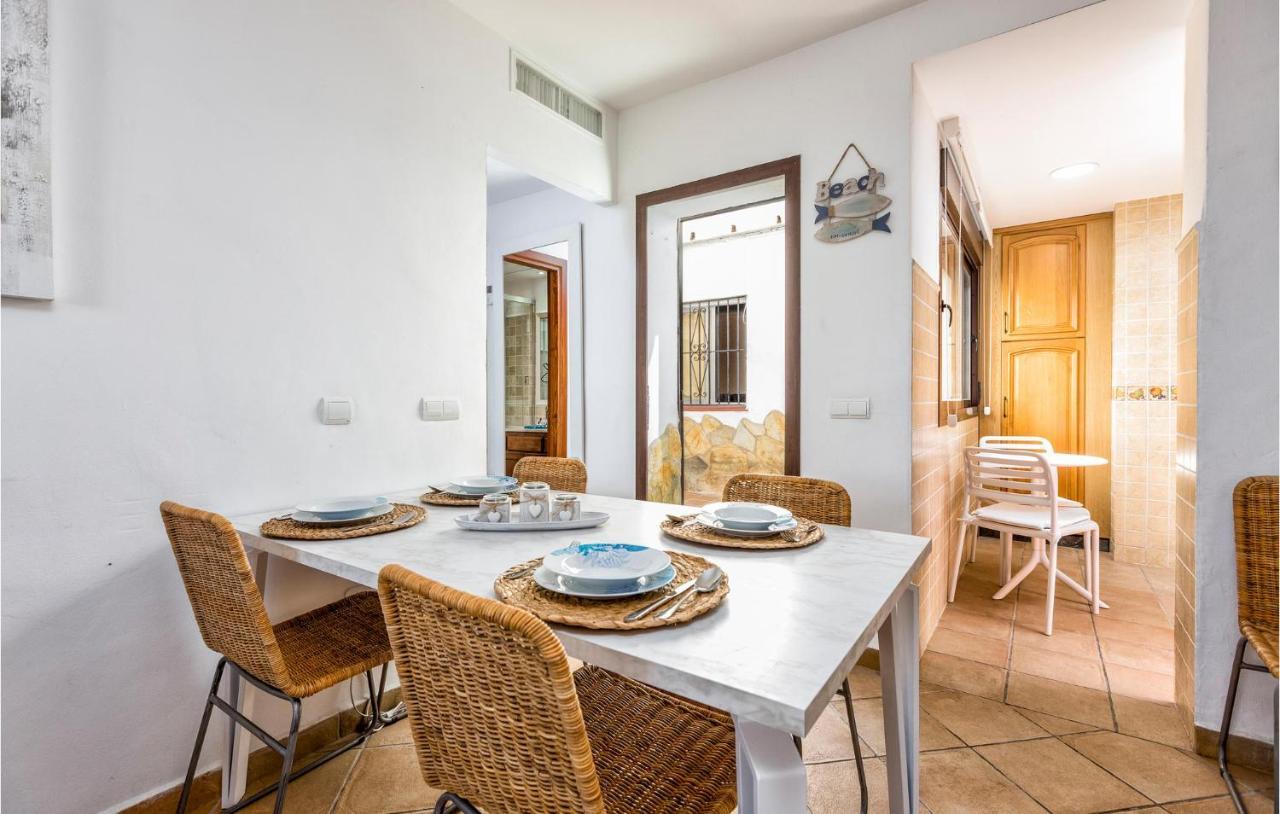 Amazing home in Marbella with Jacuzzi, WiFi&3 Bedrooms Buitenkant foto