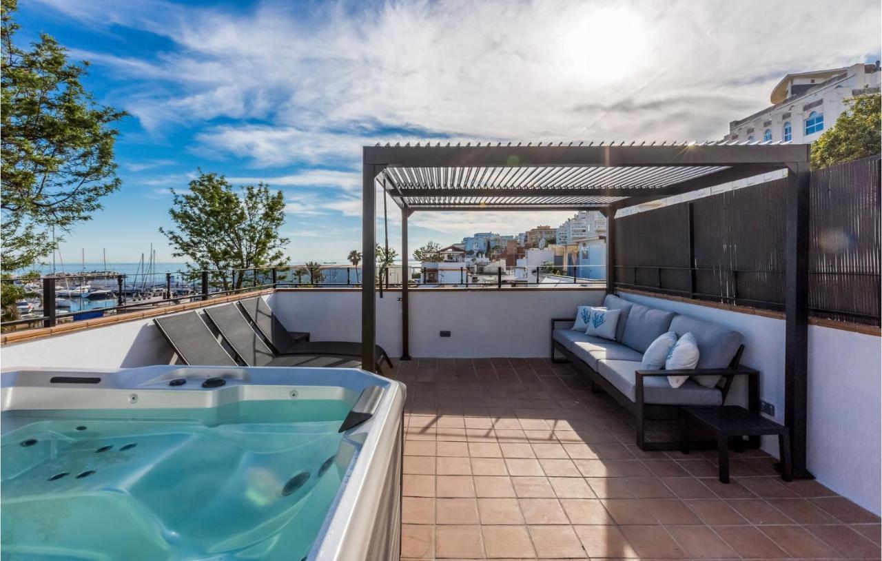 Amazing home in Marbella with Jacuzzi, WiFi&3 Bedrooms Buitenkant foto